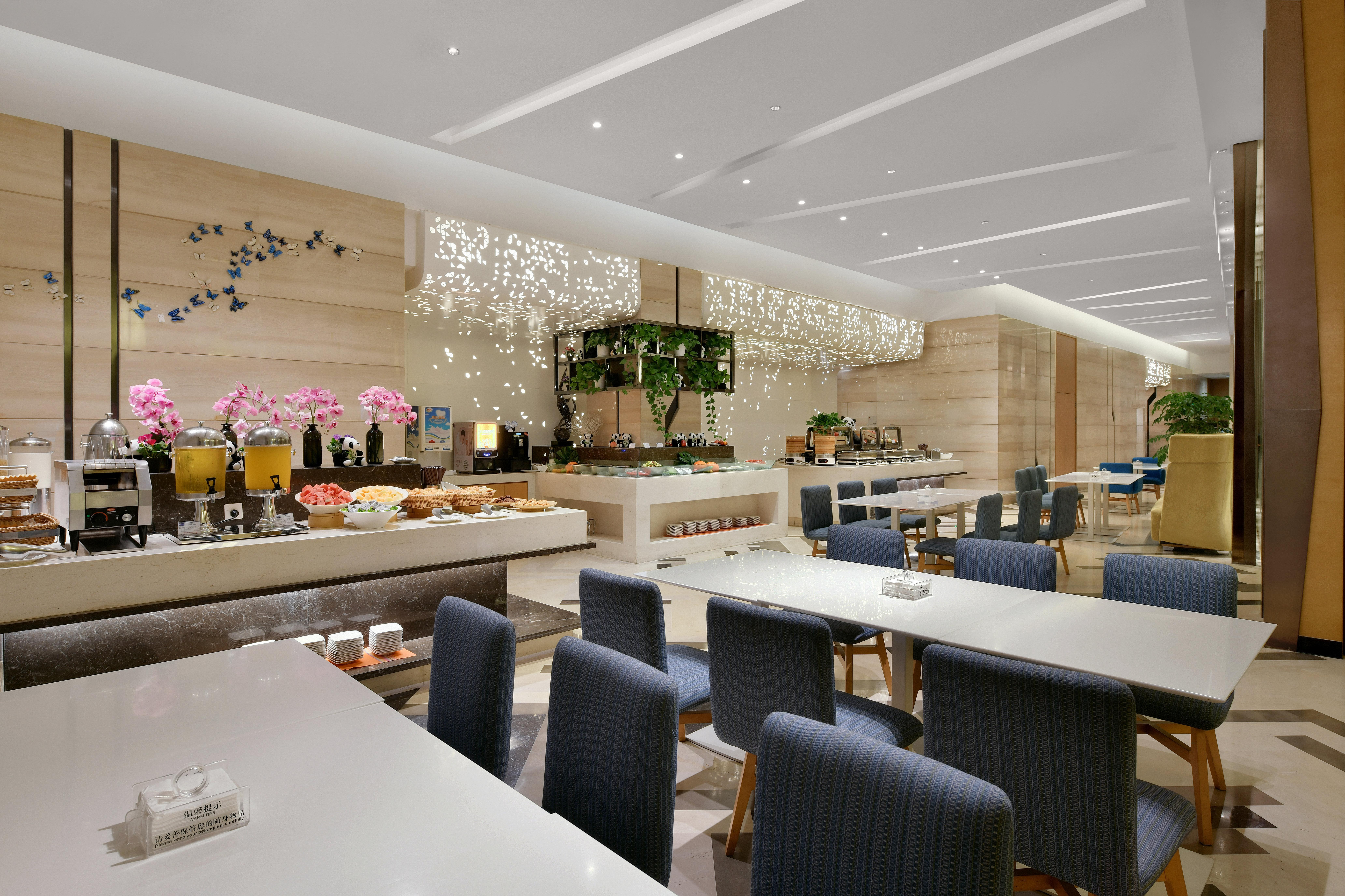 Holiday Inn Express Chengdu Huanhuaxi By Ihg-Near Jinsha Site Musem,Near Wuhou Temple Museum,Welcome Drinks,Free Gym,Free Self-Service Laundry Exterior foto